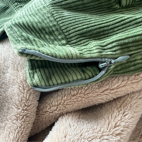 Ellie Mae Overalls - Sage Green Corduroy size 6 - Picture 5 of 5